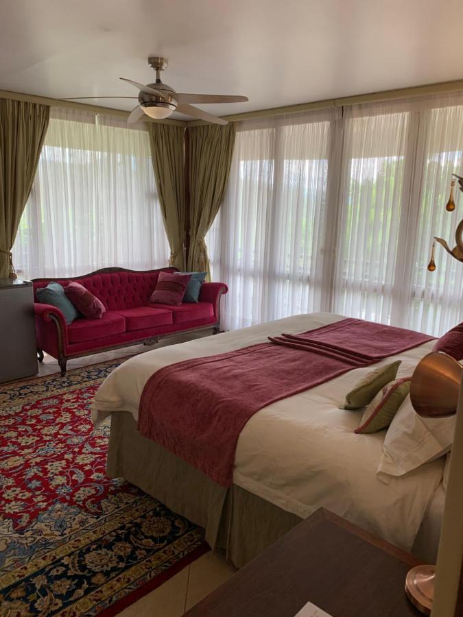 Mountain Rose Guesthouse Louis Trichardt Extérieur photo