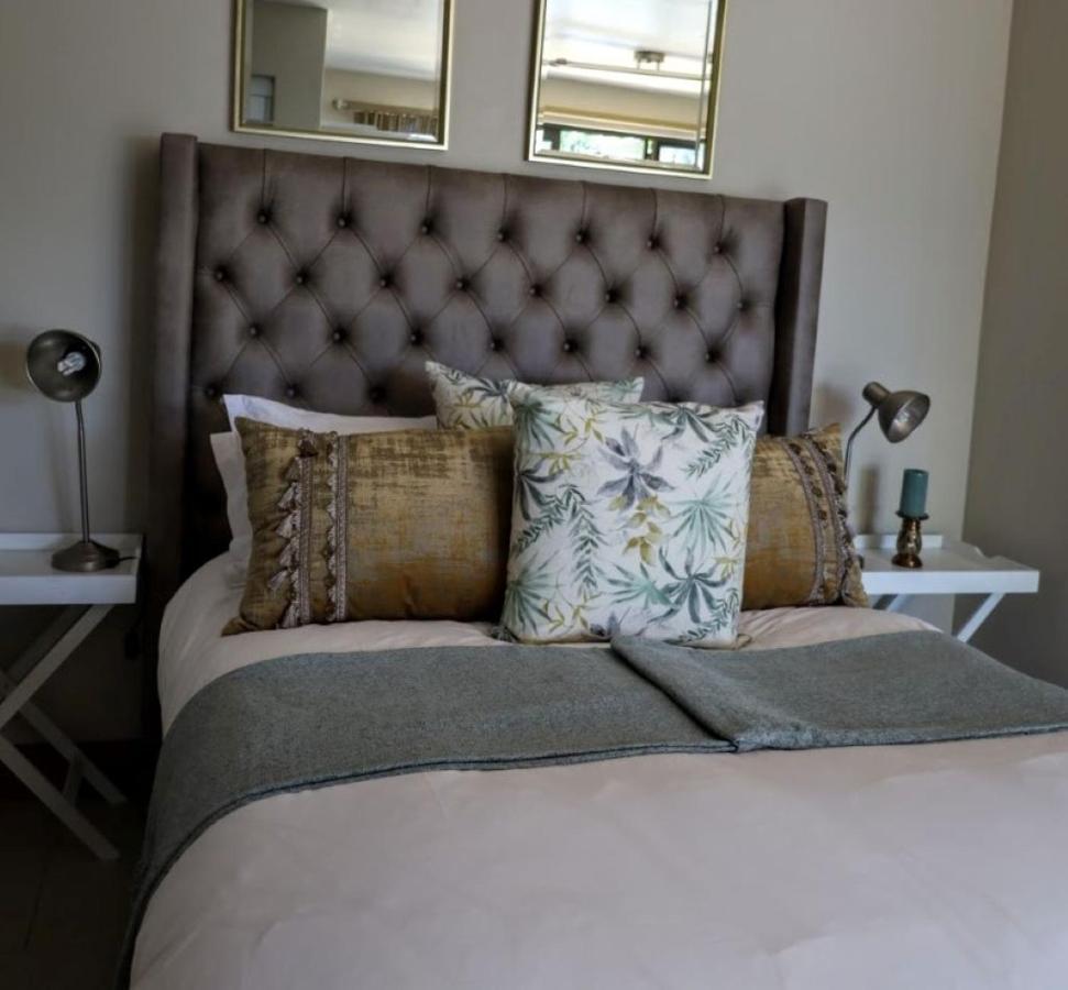 Mountain Rose Guesthouse Louis Trichardt Extérieur photo