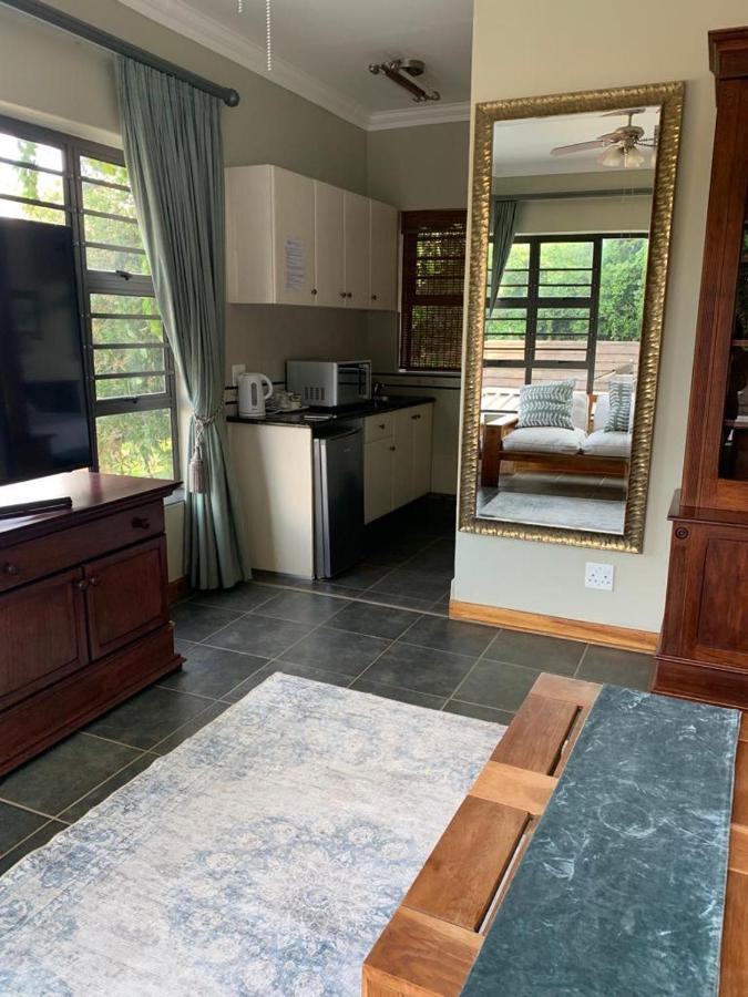 Mountain Rose Guesthouse Louis Trichardt Extérieur photo